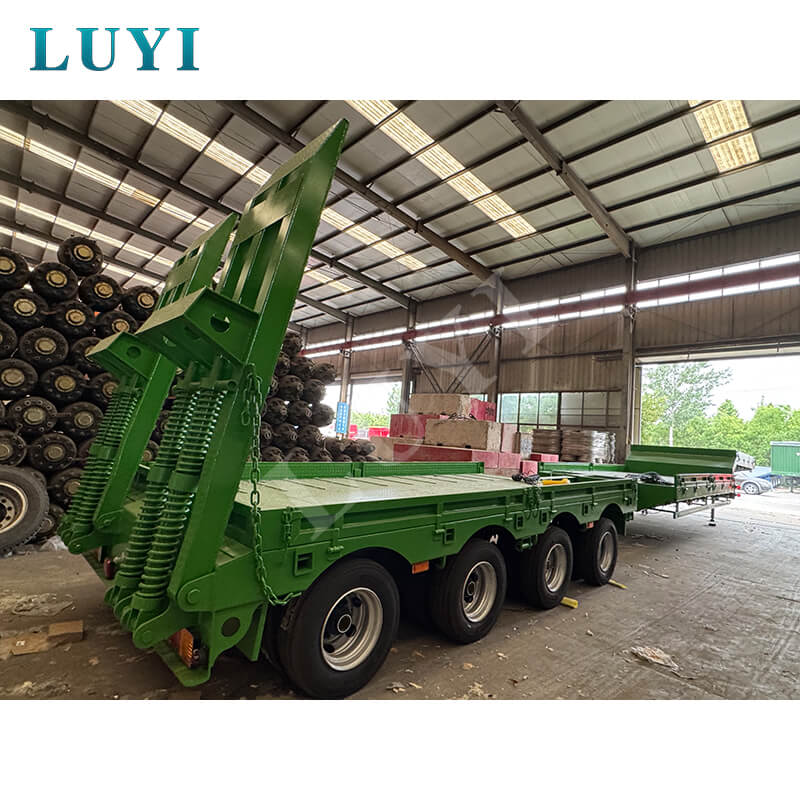 Luyi 4축 로우베드 세미트레일러가 에콰도르로 배송되어 남아메리카 인프라의 대형 운송에 힘을 실어줍니다.