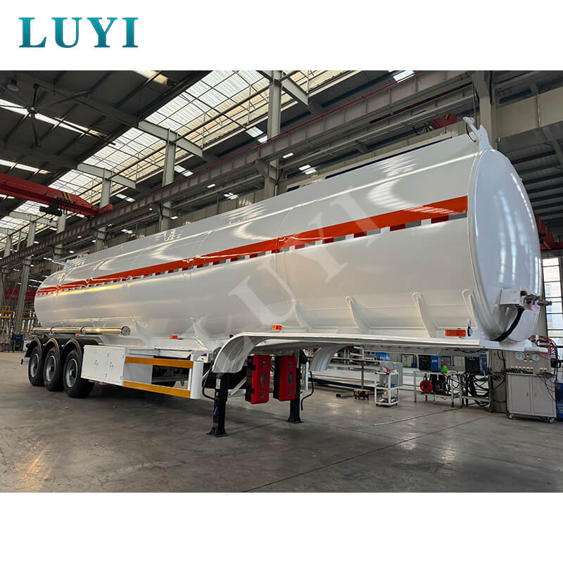 3축 60톤 45,000리터 탄소강 오일 탱크 세미트레일러