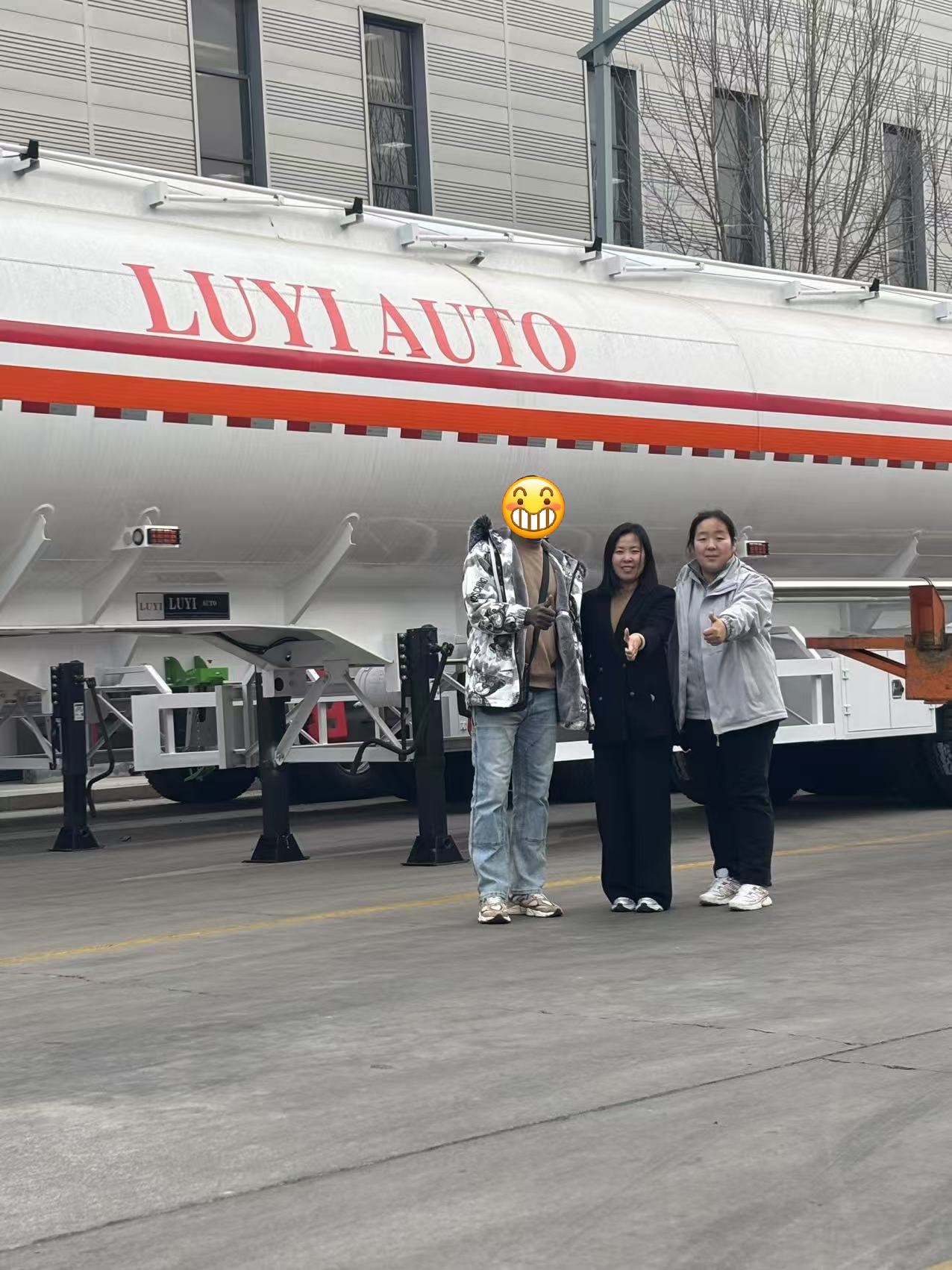 Luyi Auto가 나이지리아 물류 그룹이 45m³ 디젤 탱크 트레일러를 통해 연료 운송 효율성을 향상하도록 도운 방법