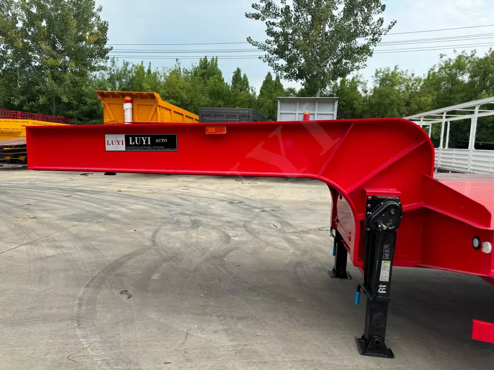 Four-Axle Flatbed Semi-Trailer