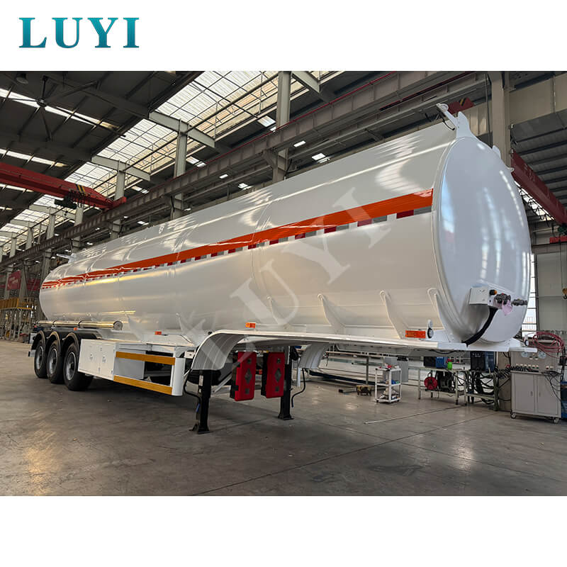 포르투갈의 성장 동력: 유럽 물류 리더가 중장비 운송을 위해 Luyi Auto를 선택한 이유